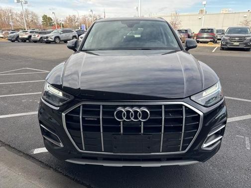 2023 Audi Q5 40 Premium Plus