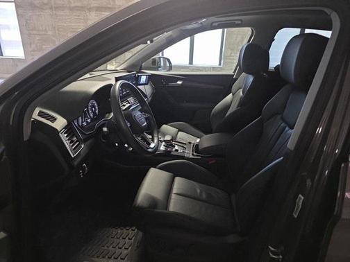 2023 Audi Q5 e 55 S line Premium Plus