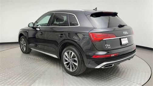 2022 Audi Q5 45 S line Premium