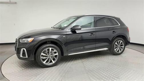 2022 Audi Q5 45 S line Premium