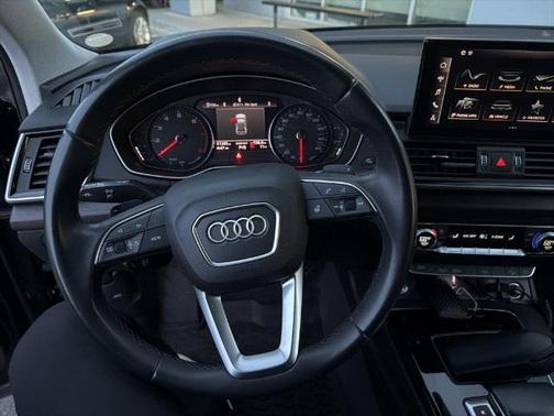 2022 Audi Q5 45 S line Premium