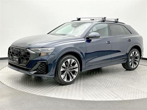 2025 Audi Q8 55 Premium Plus