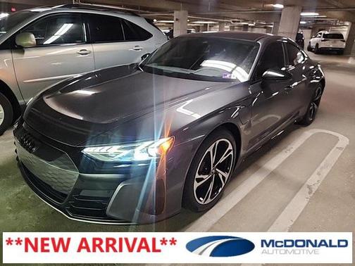 2023 Audi e-tron GT Premium Plus quattro