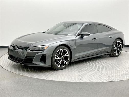 2023 Audi e-tron GT Premium Plus quattro