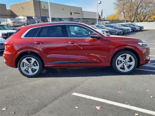 2025 Audi Q5 Prestige TFSI quattro S tronic