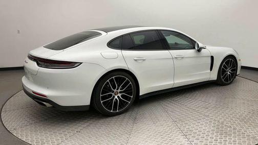 2021 Porsche Panamera 4