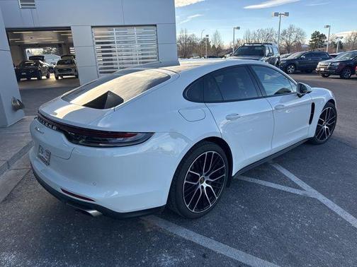 2021 Porsche Panamera 4