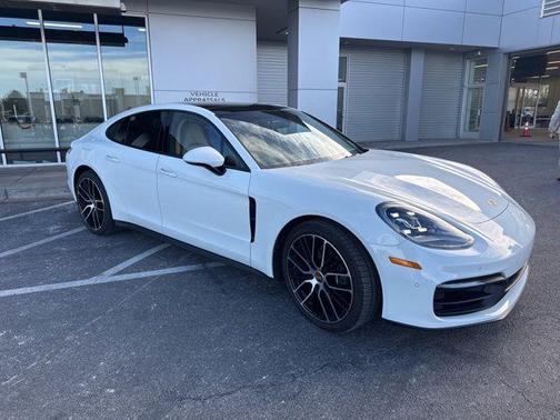 2021 Porsche Panamera 4