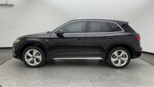 2023 Audi Q5 45 S line Prestige