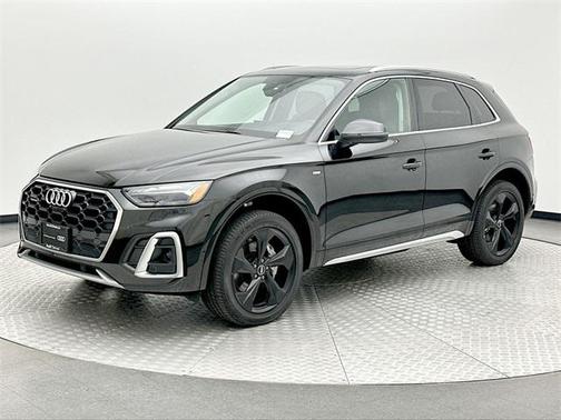 2023 Audi Q5 45 S line Prestige