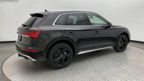 2023 Audi Q5 45 S line Prestige