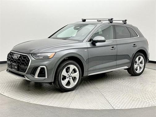 2023 Audi Q5 45 S line Premium Plus