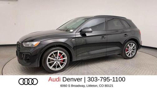 Mythos Black Metallic 2024 Audi Q5 e 55 S line Premium Plus