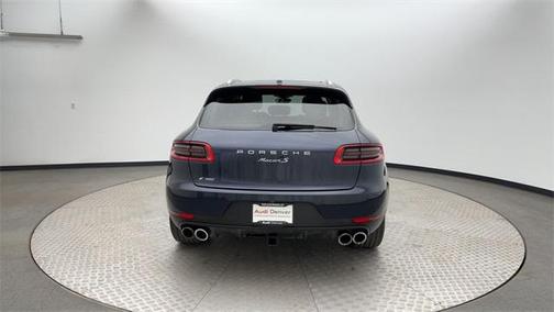 2017 Porsche Macan Base
