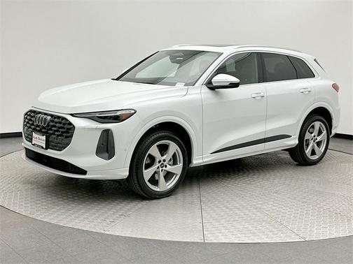 2025 Audi Q5 Premium Plus TFSI quattro S tronic