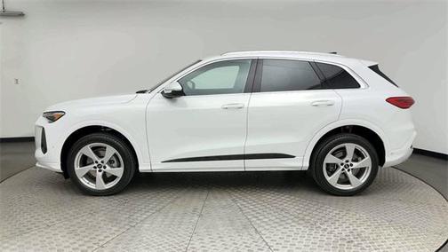2025 Audi Q5 Premium Plus TFSI quattro S tronic