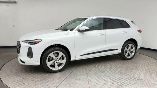 2025 Audi Q5 Premium Plus TFSI quattro S tronic