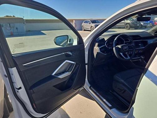 2023 Audi Q3 45 S line Premium Plus