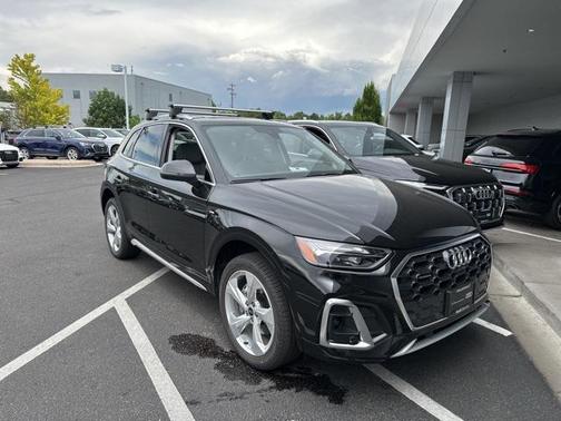 2024 Audi Q5 45 S line Premium Plus
