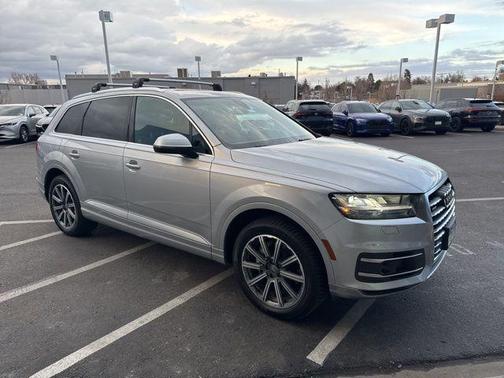 2017 Audi Q7 3.0T Prestige