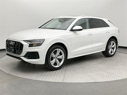 2023 Audi Q8 55 Premium Plus