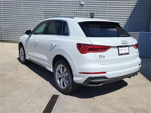 2025 Audi Q3 45 S line Premium Plus