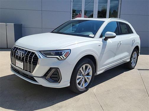 2025 Audi Q3 45 S line Premium Plus