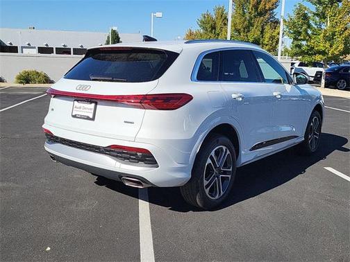 2025 Audi Q5 Premium