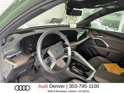 District Green Metallic 2025 Audi Q5 Premium Plus TFSI quattro S tronic