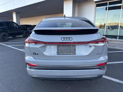 2024 Audi Q4 e-tron Sportback Premium Plus 55 quattro