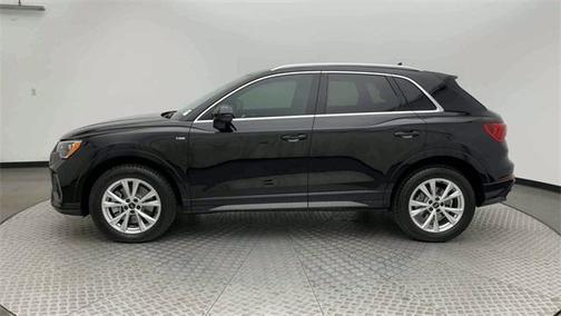 2022 Audi Q3 45 S line Premium