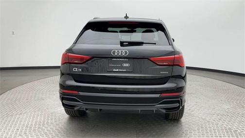 2022 Audi Q3 45 S line Premium