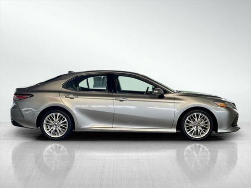2019 Toyota Camry XLE