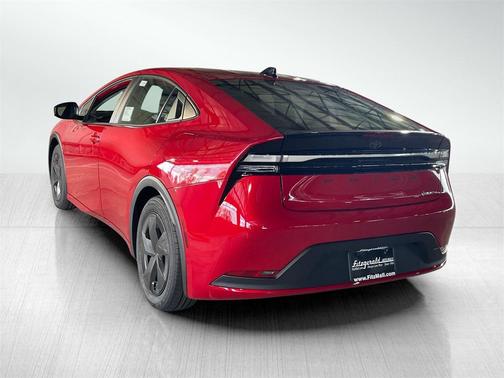 2026 Toyota Prius Plug-In Hybrid SE