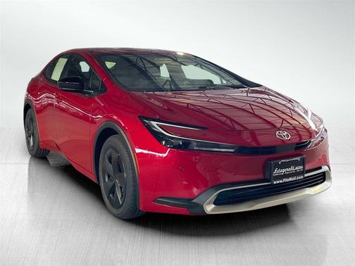 2026 Toyota Prius Plug-In Hybrid SE
