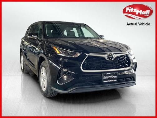 2022 Toyota Highlander LE