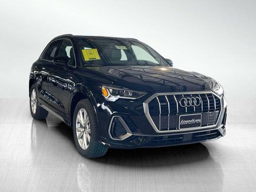 2023 Audi Q3 Premium 45 TFSI S line quattro Tiptronic