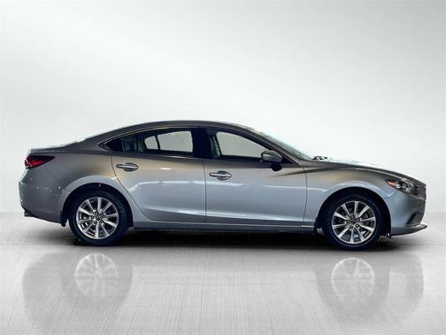 2016 Mazda Mazda6 i Sport