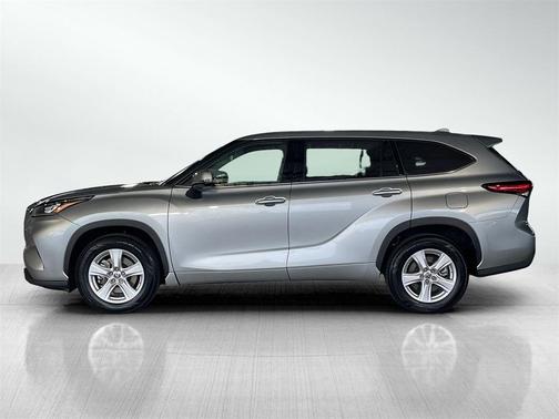 2020 Toyota Highlander LE