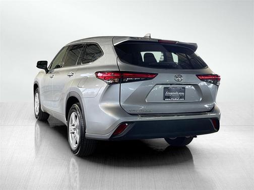 2020 Toyota Highlander LE