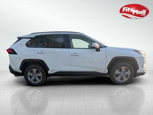 2025 Toyota RAV4 Hybrid XLE