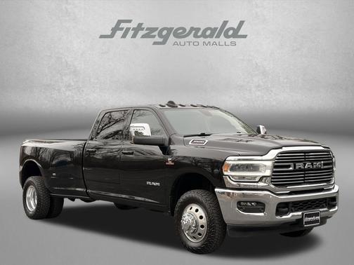 2024 RAM 3500 Laramie Crew Cab 4x4 8' Box