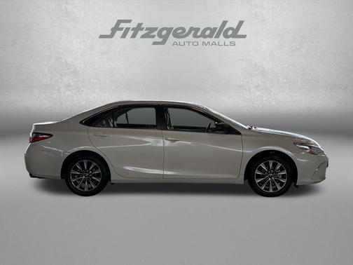 2017 Toyota Camry XLE