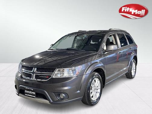 Photo 3 of 32 of 2014 Dodge Journey SXT