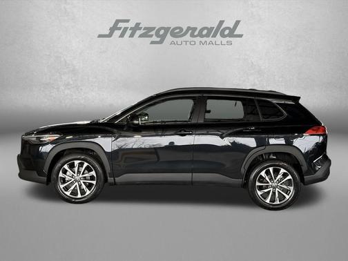 Jet Black 2025 Toyota Corolla Cross XLE