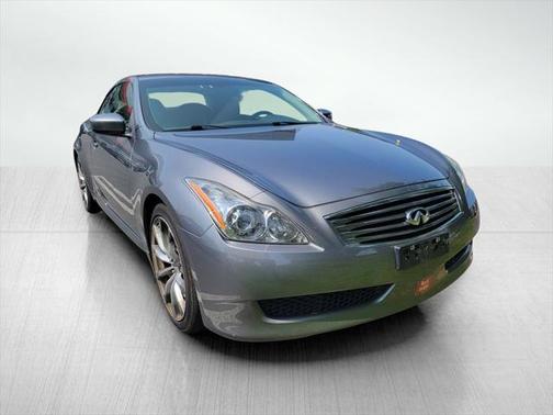 2010 INFINITI G37 Base