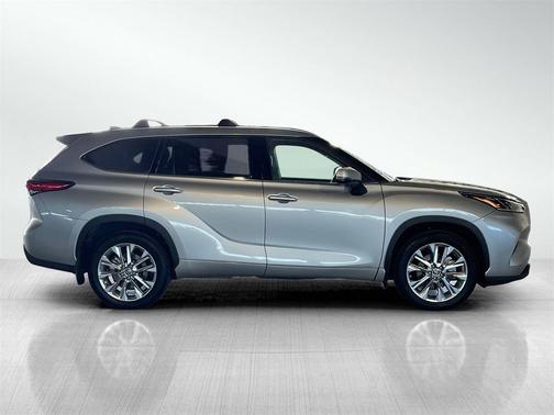 2023 Toyota Highlander Hybrid Limited