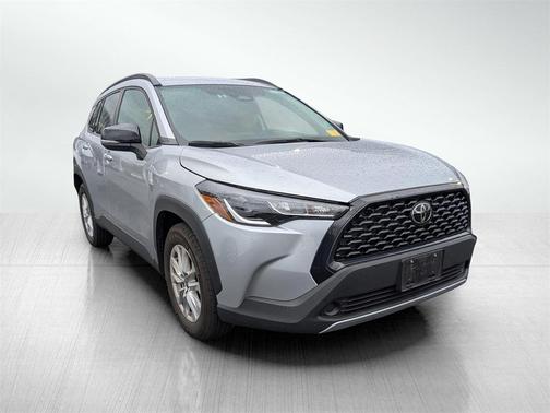 2025 Toyota Corolla Cross LE