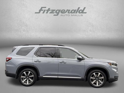 2023 Honda Pilot AWD Elite