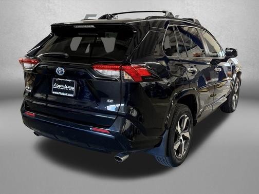 2022 Toyota RAV4 Prime SE